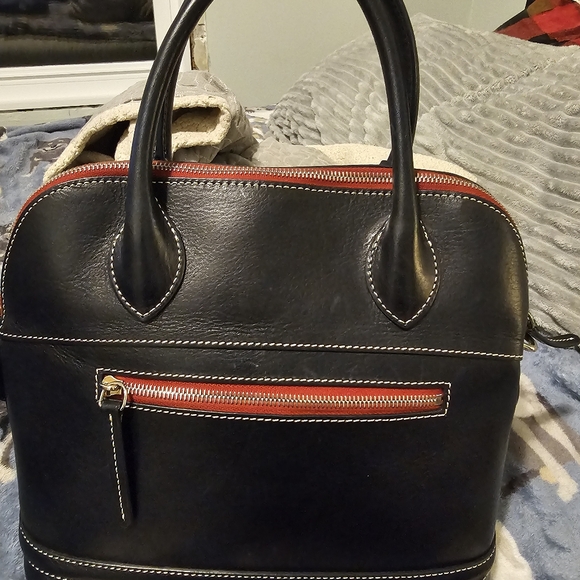Dooney and bourke toscana domed satchel - Picture 4 of 10